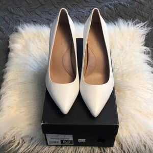 Banana Republic White Women's Heels